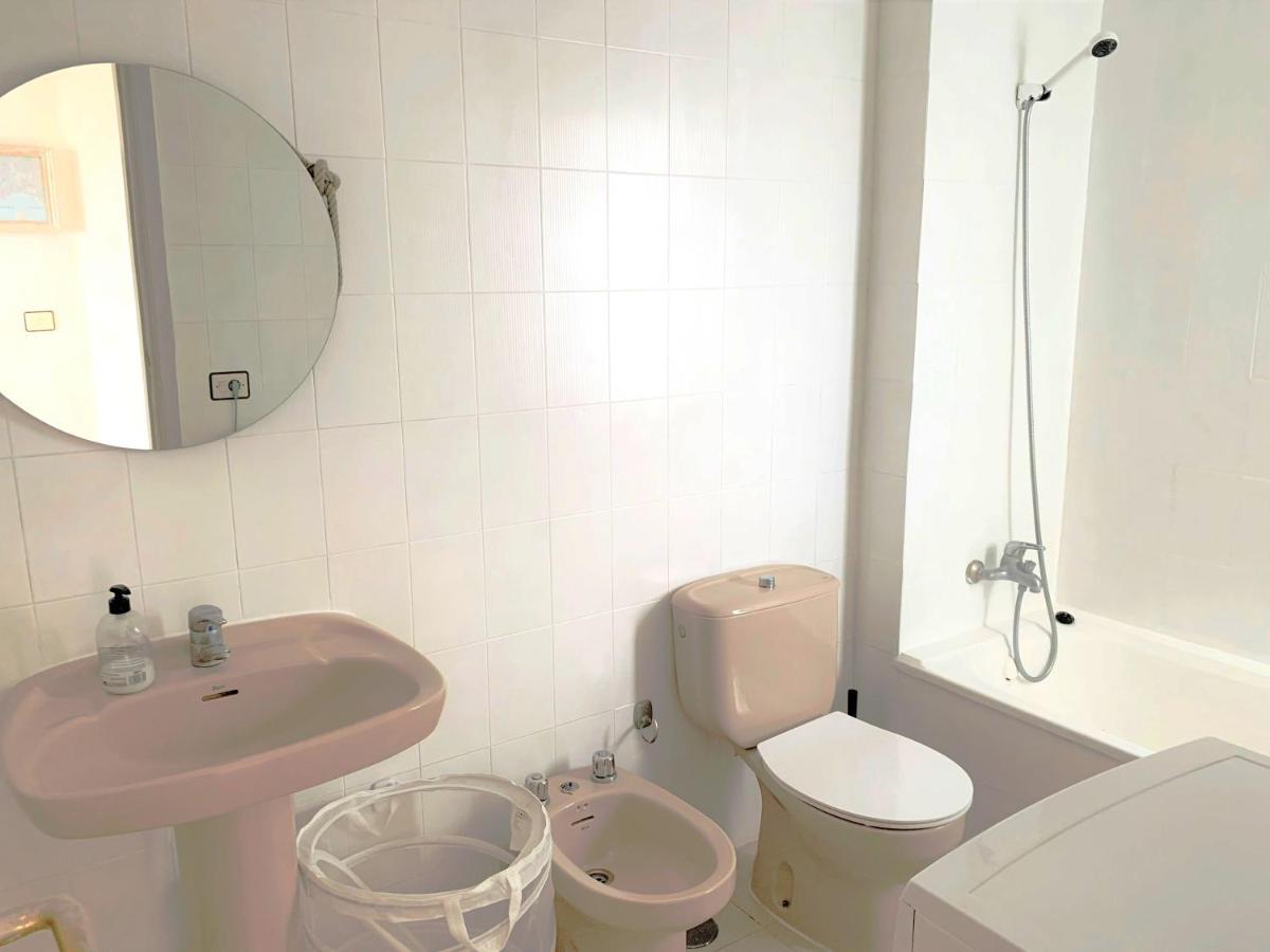 Ocean Breeze And Seaview Resort Адехе Екстериор снимка